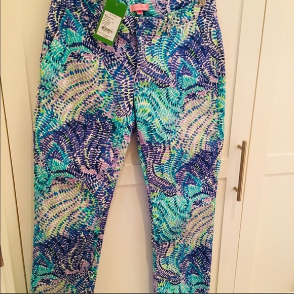 Lilly Pulitzer Pants - NWT tag unattached Lilly Pulitzer shana crop pant